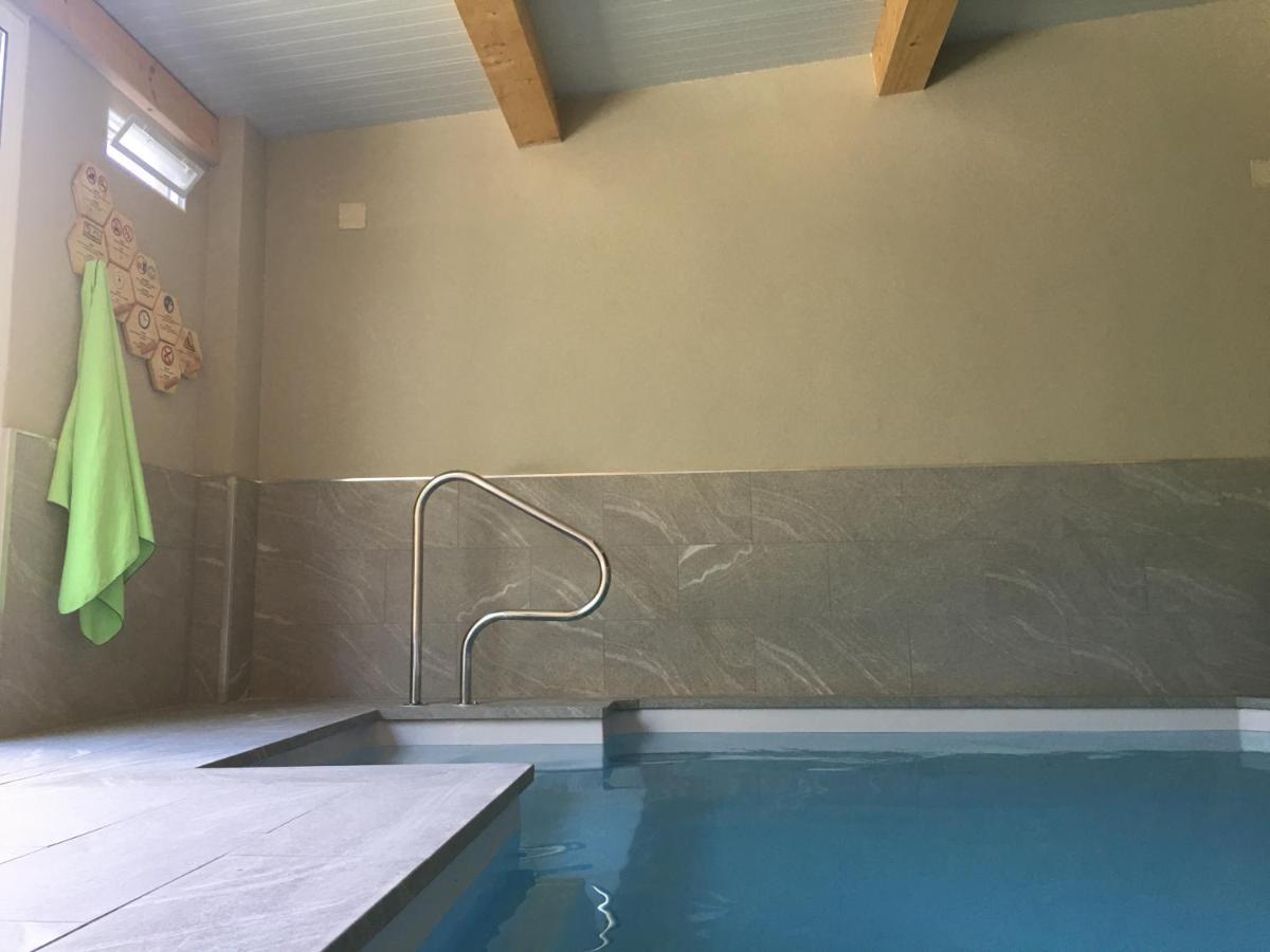 Can Musiquem Amb Piscina Les Planes de Hostoles Bagian luar foto
